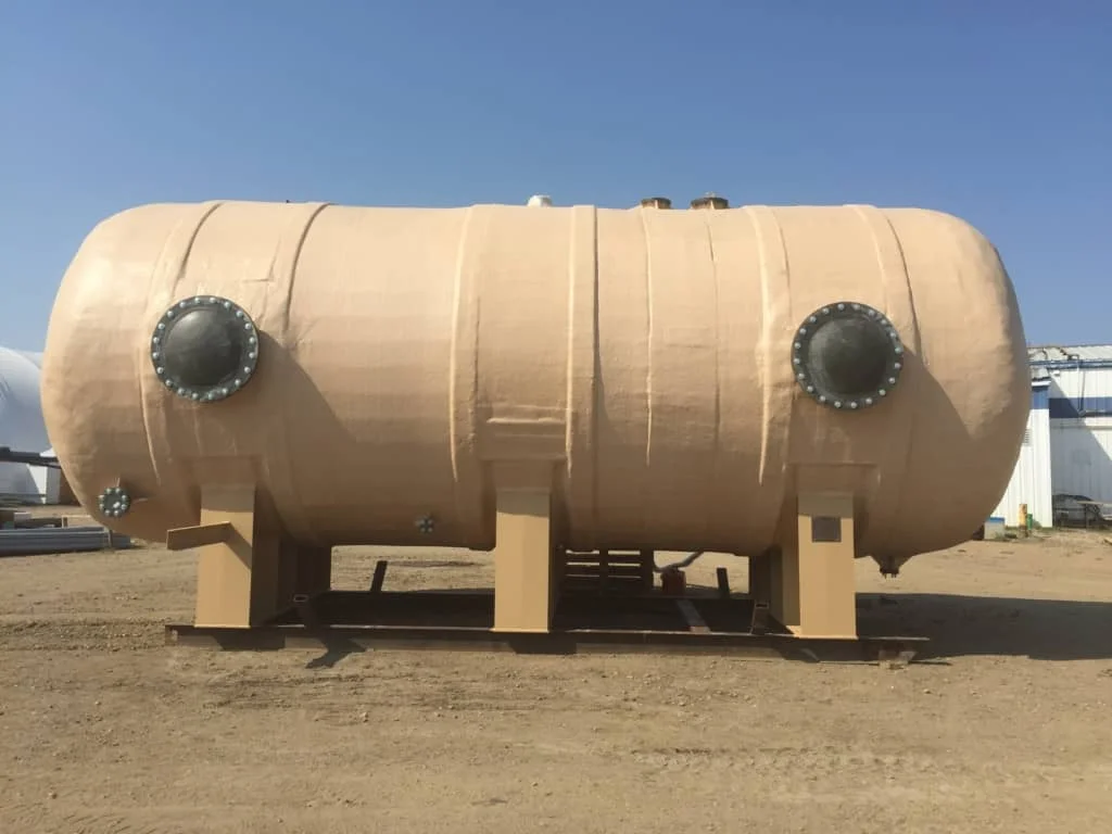 Clean an FRP Tank